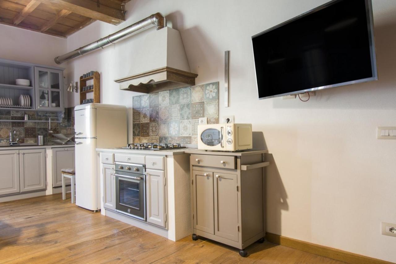 Altido Gorgeous Apt For 6 In The Historical Pisa Center Apartment Exterior foto